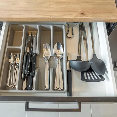 Rathausblick - moderne Mit 2 Schlafzimmern, Kueche, Bad, Waschmaschine & Trockner Mitten In Der Innenstadt Appartamento *