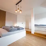 Rathausblick - moderne Mit 2 Schlafzimmern, Kueche, Bad, Waschmaschine & Trockner Mitten In Der Innenstadt * Лейпциг