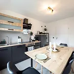 Rathausblick - moderne Mit 2 Schlafzimmern, Kueche, Bad, Waschmaschine & Trockner Mitten In Der Innenstadt Лейпциг