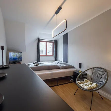 Rathausblick - moderne Mit 2 Schlafzimmern, Kueche, Bad, Waschmaschine & Trockner Mitten In Der Innenstadt * Lipcse
