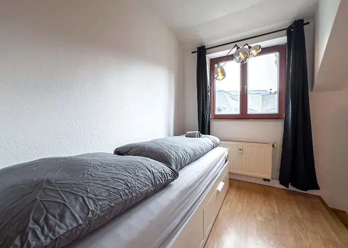 Rathausblick - moderne Mit 2 Schlafzimmern, Kueche, Bad, Waschmaschine & Trockner Mitten In Der Innenstadt